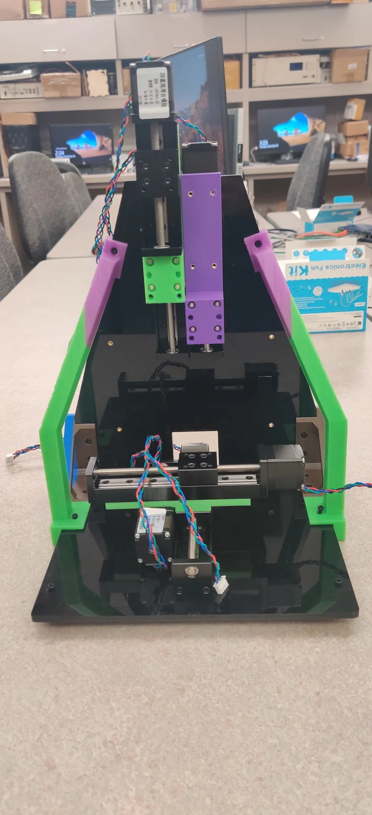 Multi-tool and multi-nozzle bioprinter prototype